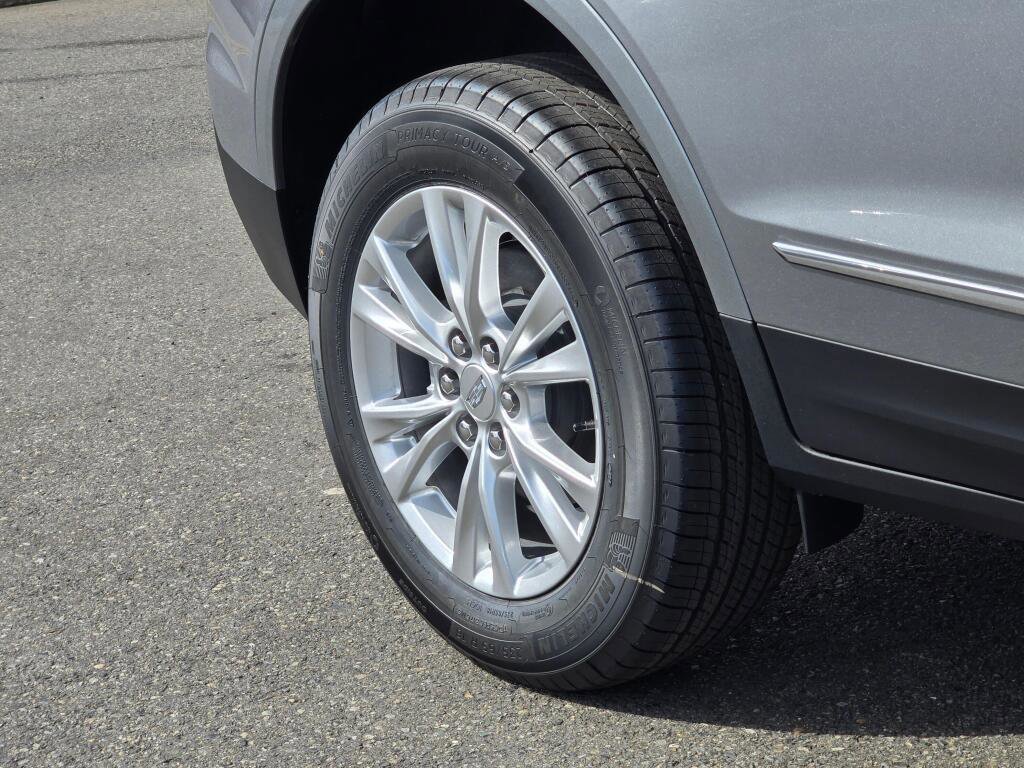 New 2026 Cadillac XT5 Luxury AWD/4WD image 17