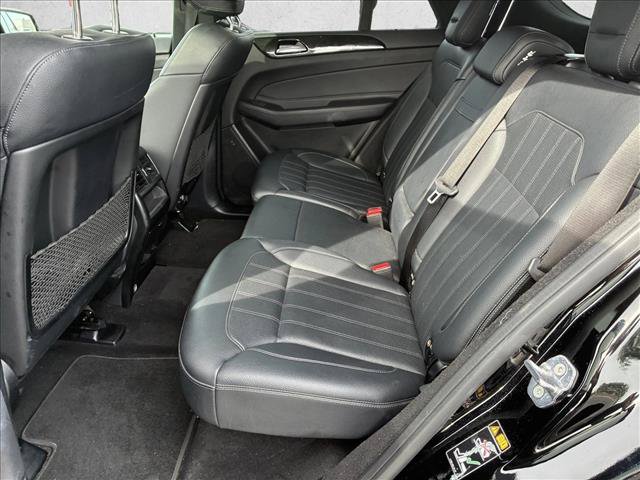 Used 2019 Mercedes-Benz GLE 400 4MATIC image 13