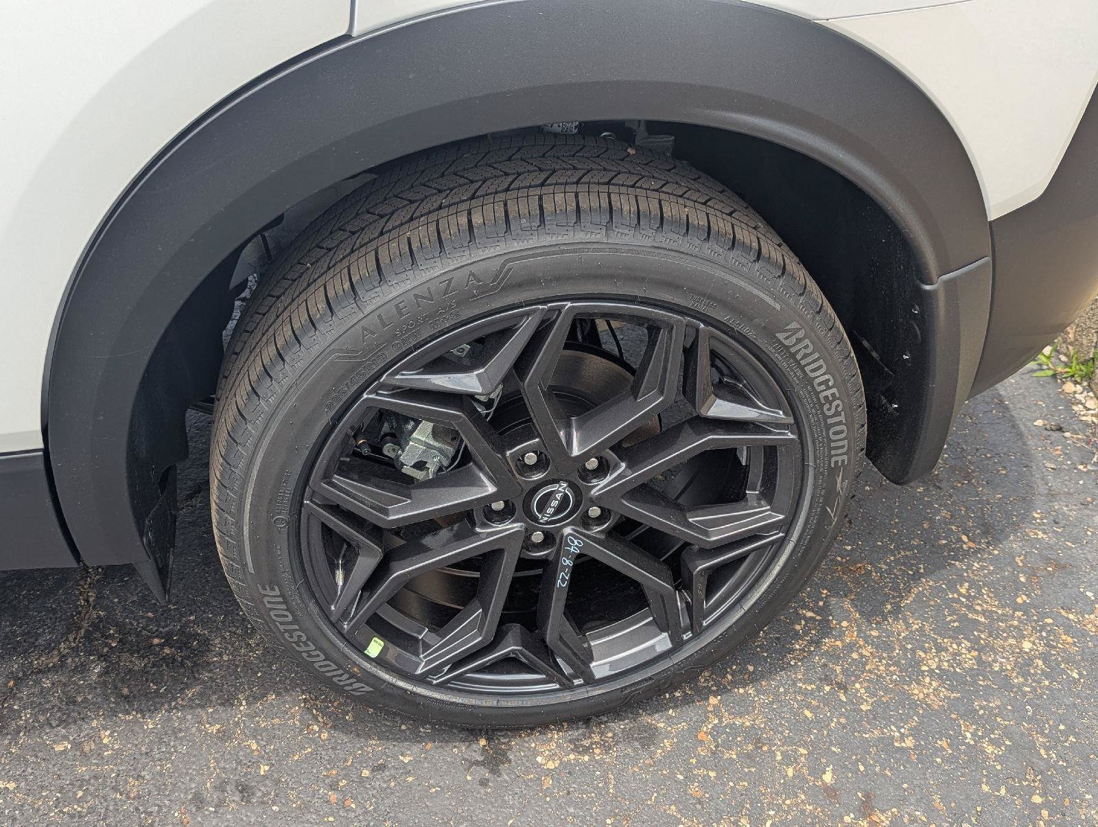 New 2026 Nissan Kicks SR w/ Cold Weather Package AWD/4WD image 34