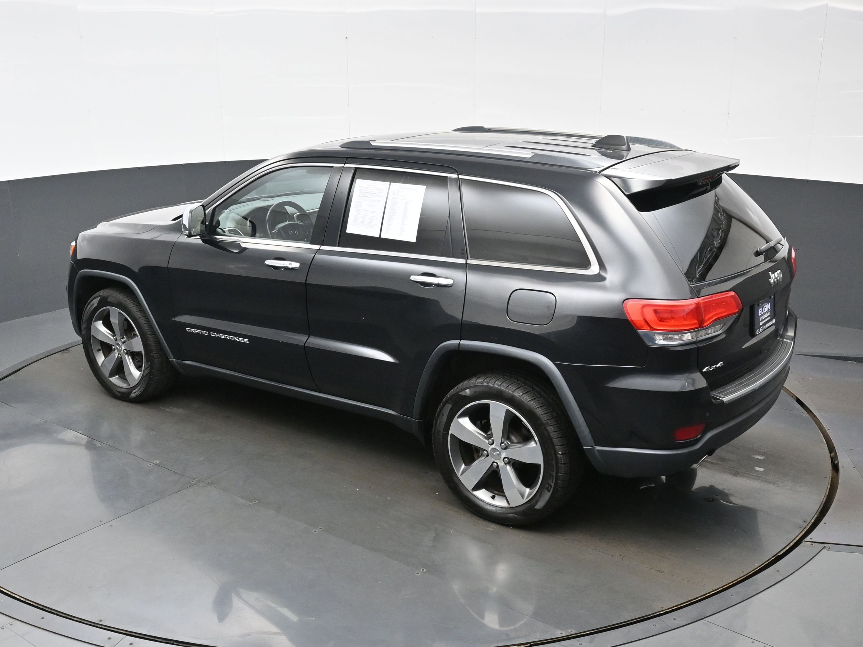 Used 2014 Jeep Grand Cherokee Limited w/ Luxury Group II AWD/4WD image 36