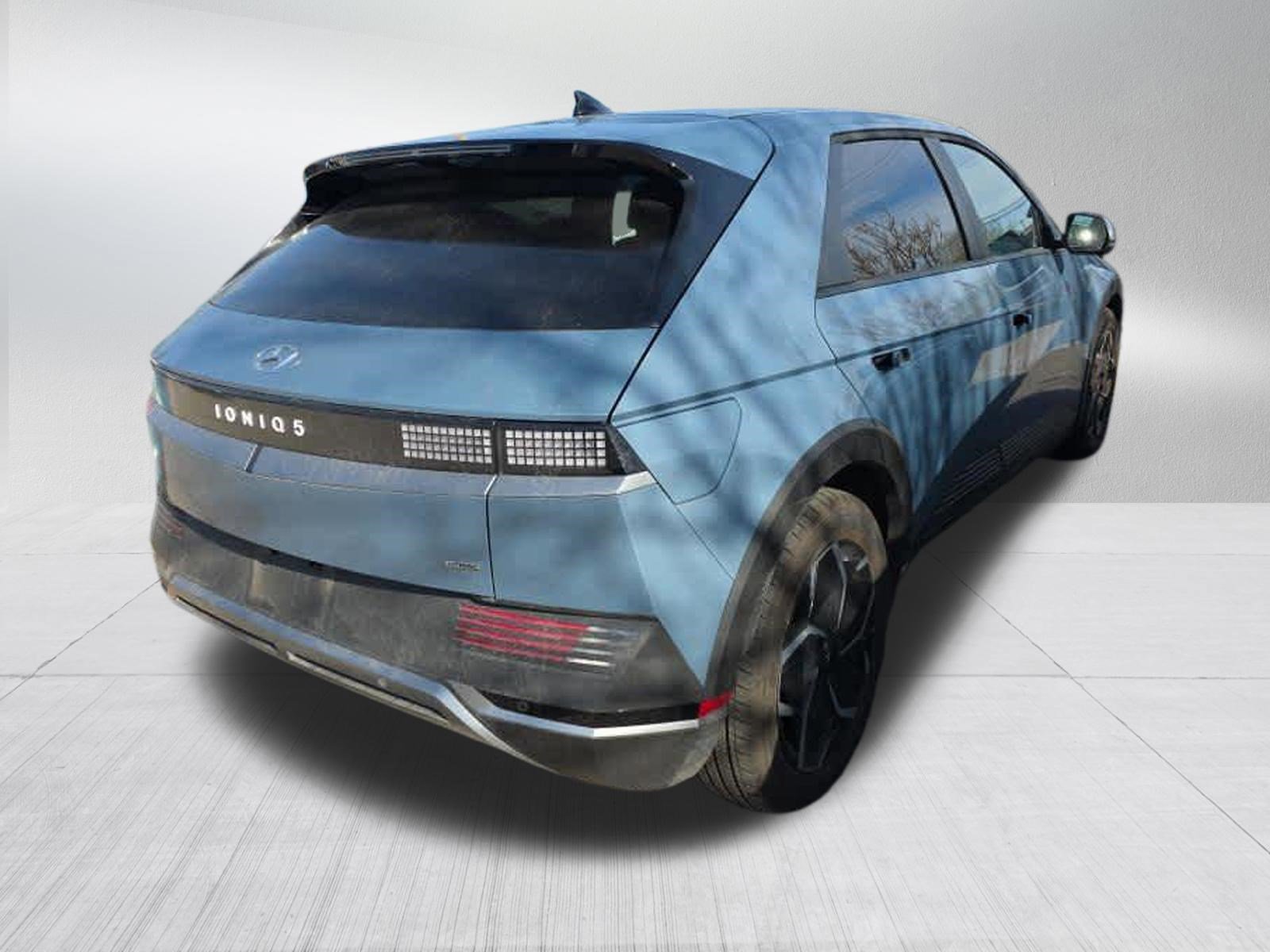 Used 2024 Hyundai Ioniq 5 SEL image 8