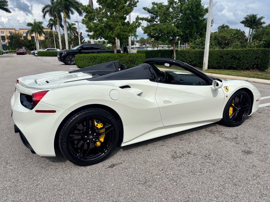Used 2017 Ferrari 488 Spider RWD image 8
