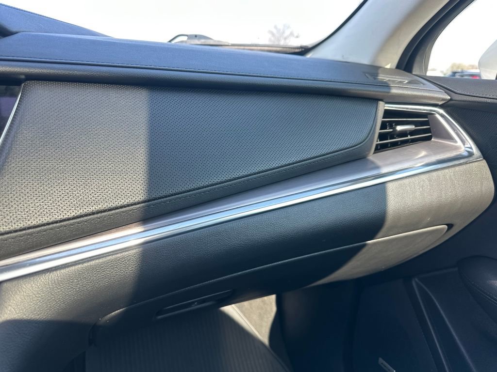 Used 2019 Cadillac XT5 Luxury AWD/4WD image 20