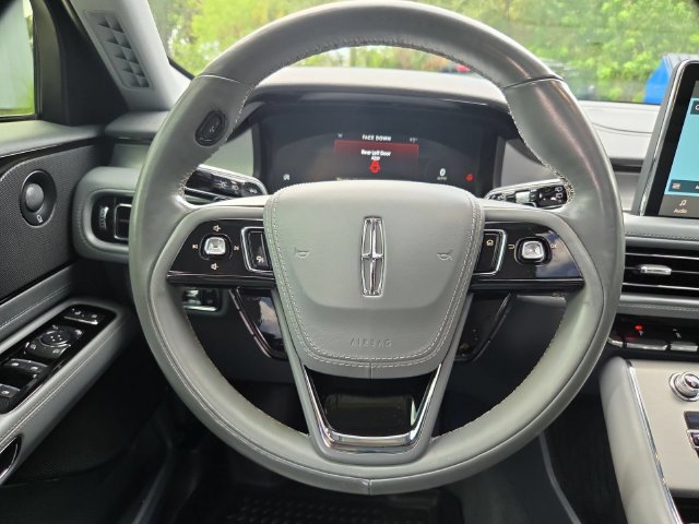Used 2020 Lincoln Aviator Reserve w/ Equipment Group 201A AWD/4WD image 7
