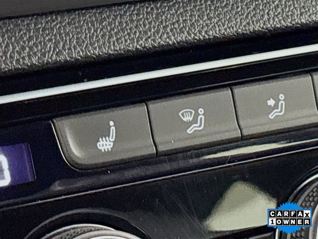 Used 2023 Volkswagen Atlas Cross Sport SE image 19