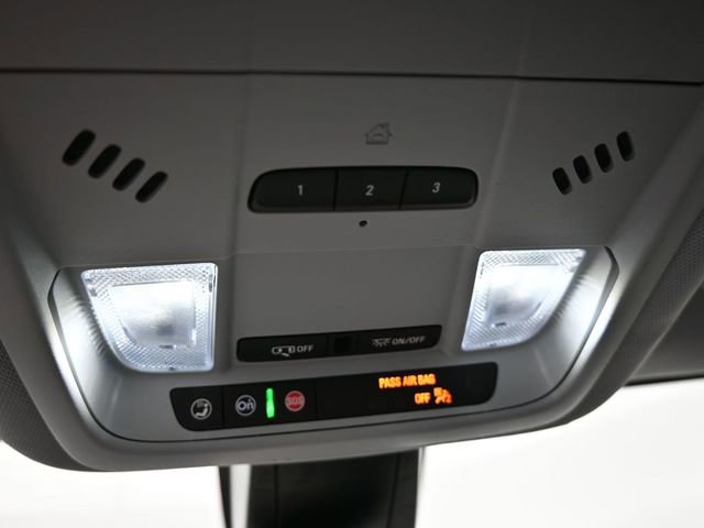 Used 2022 Chevrolet Blazer LT image 35