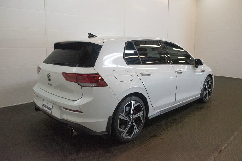 Used 2024 Volkswagen GTI SE FWD image 4