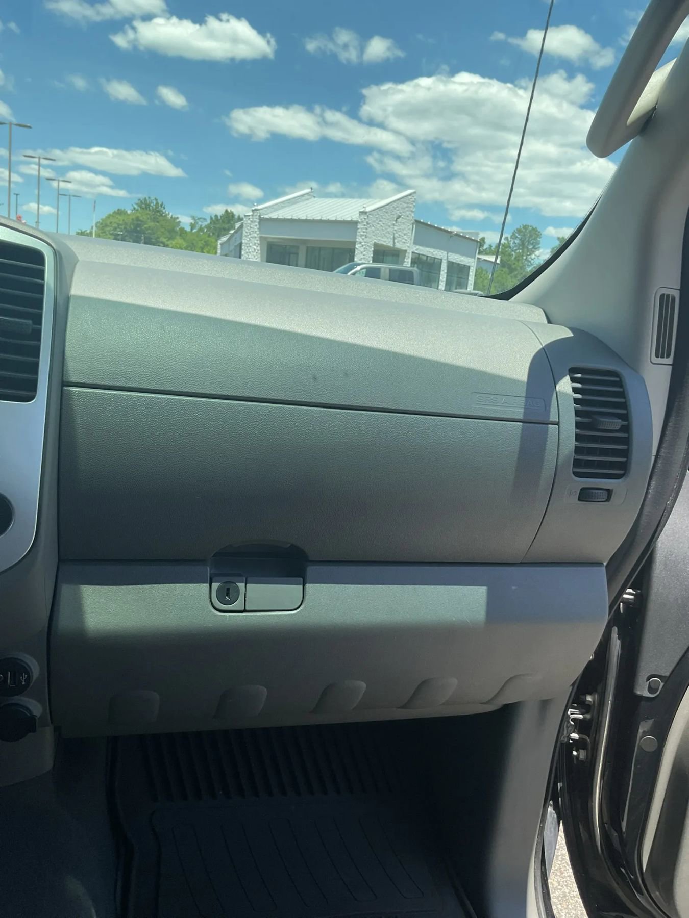 Used 2021 Nissan Frontier SV w/ Midnight Edition Floor Mats AWD/4WD image 29