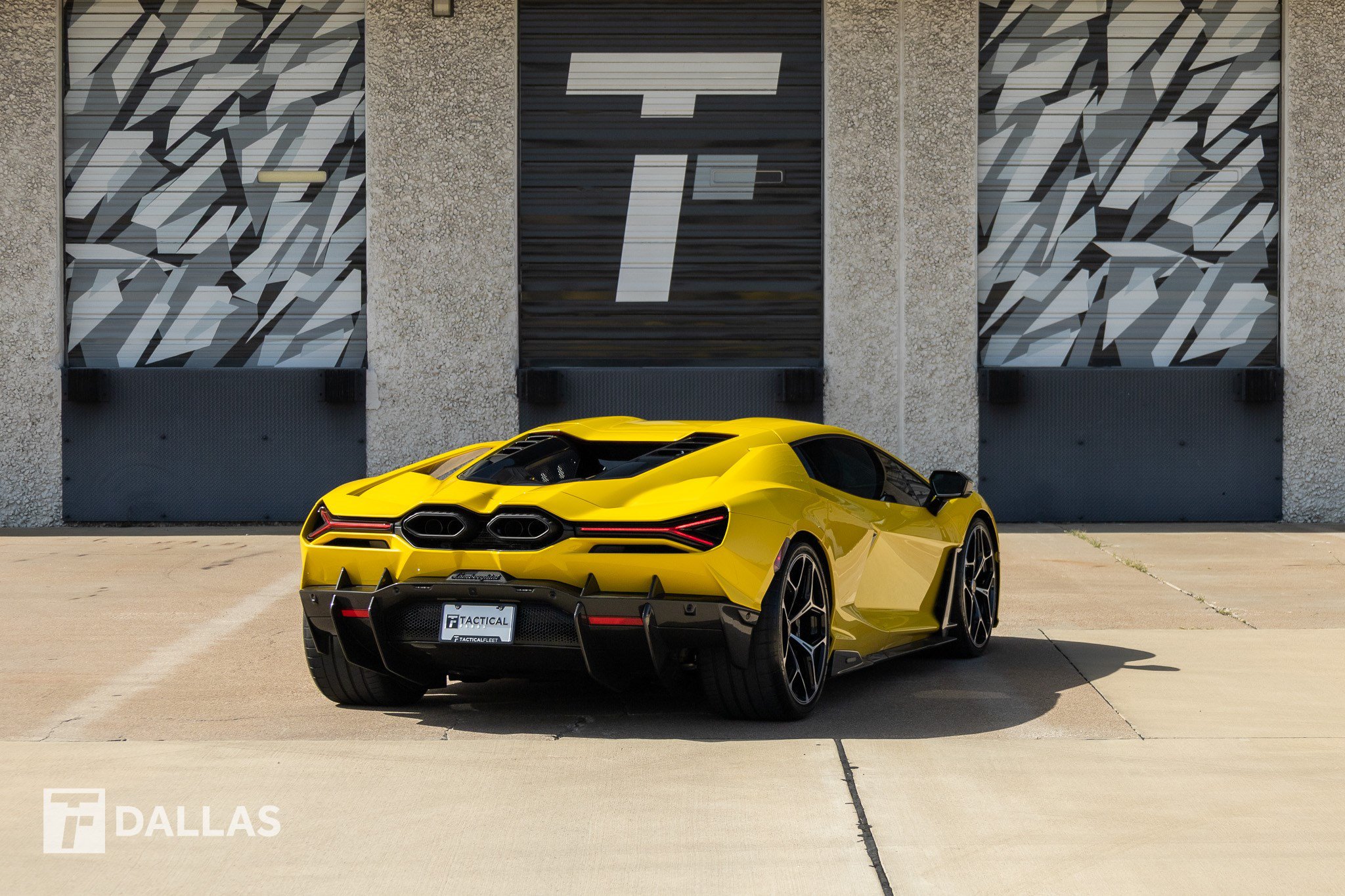Used 2024 Lamborghini Revuelto AWD/4WD image 15