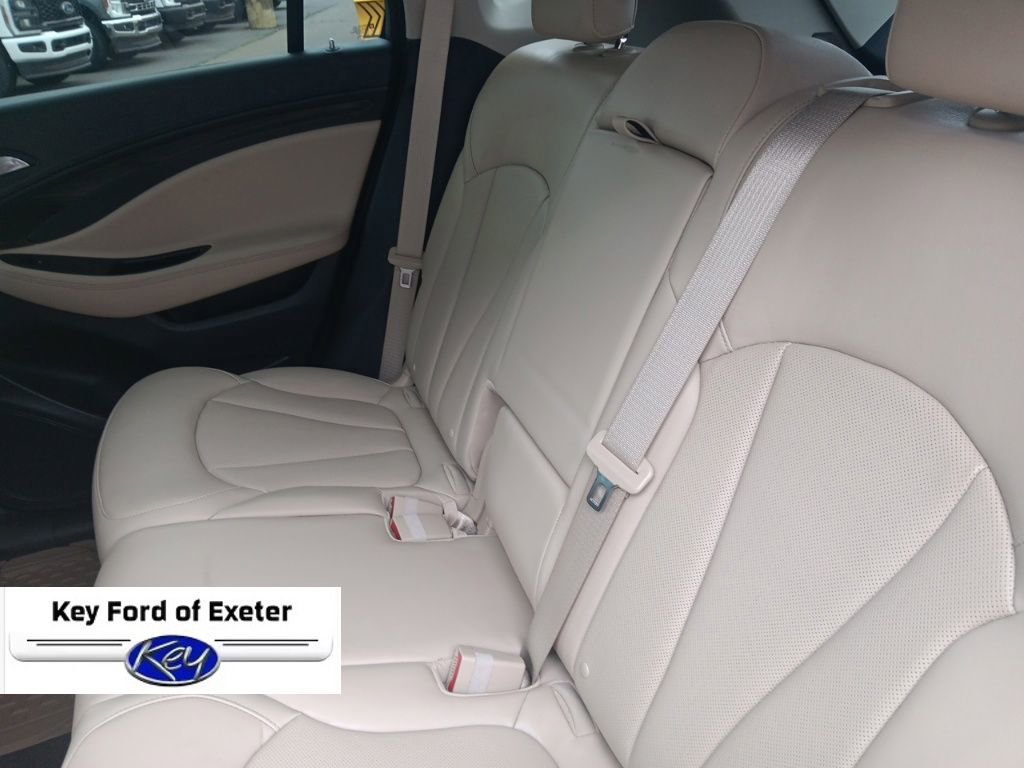 Used 2020 Buick Envision Premium w/ Driver Confidence Package AWD/4WD image 19