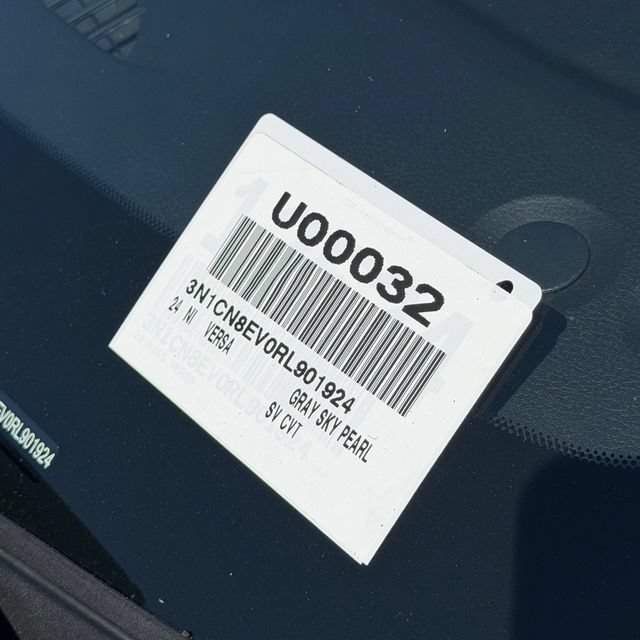 Used 2024 Nissan Versa SV FWD image 13