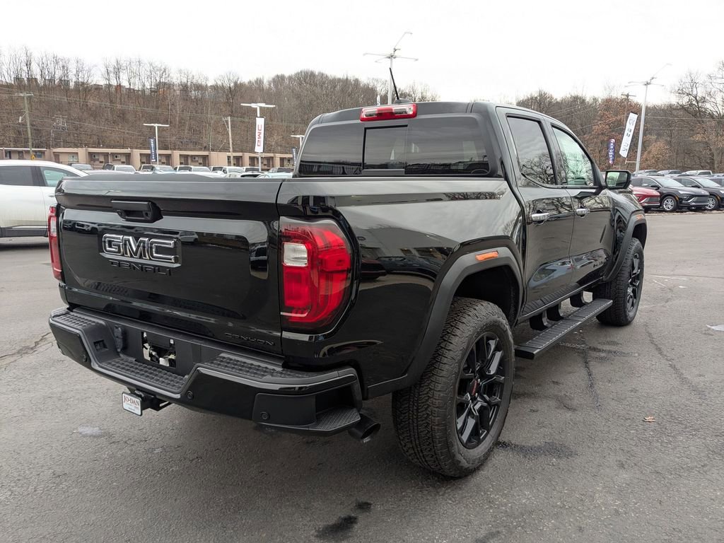 New 2026 GMC Canyon Denali w/ LPO, Denali Black Edition image 4