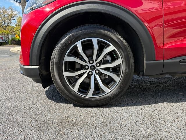 Used 2025 Ford Explorer ST-Line image 29