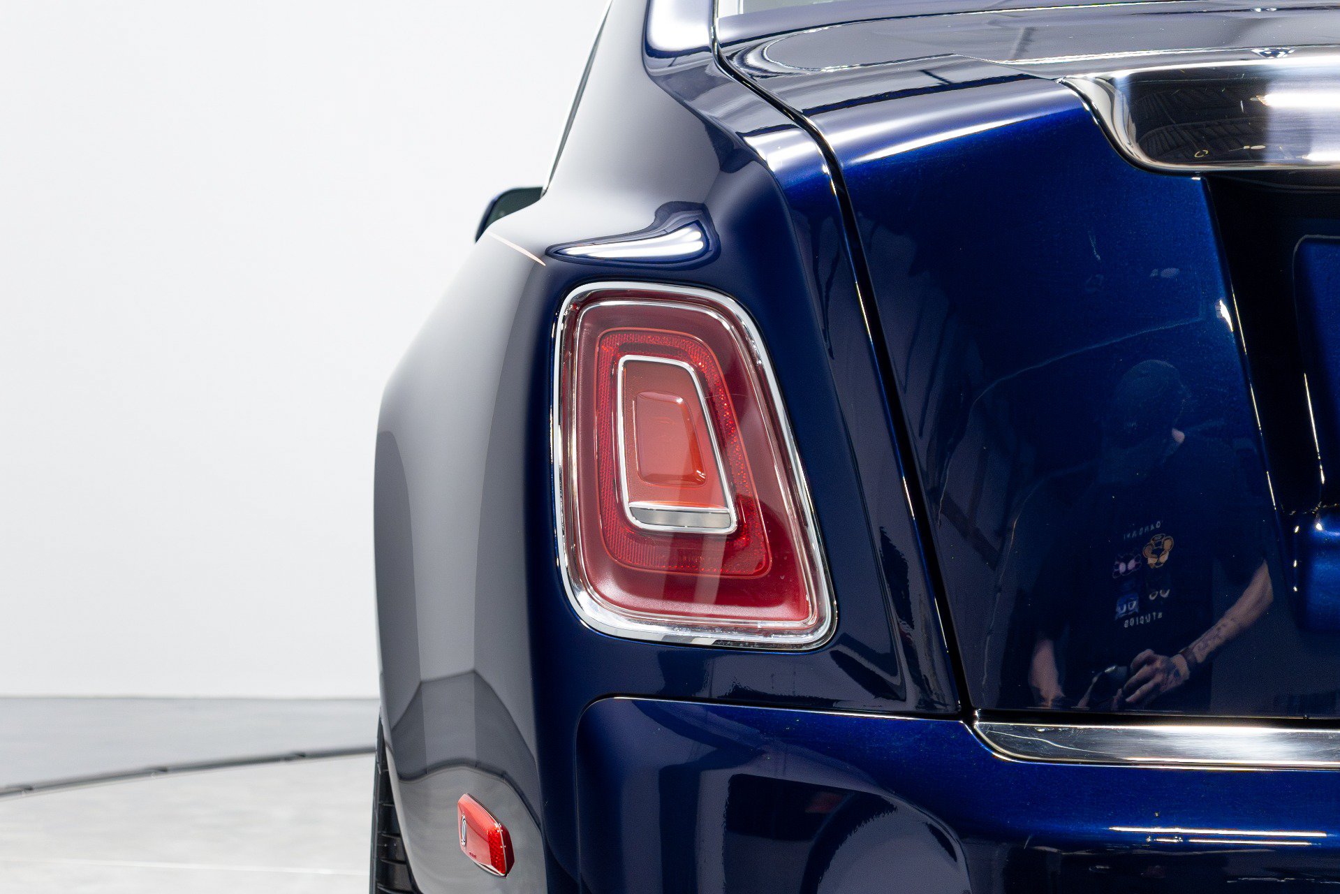 Used 2021 Rolls-Royce Phantom Sedan RWD image 73