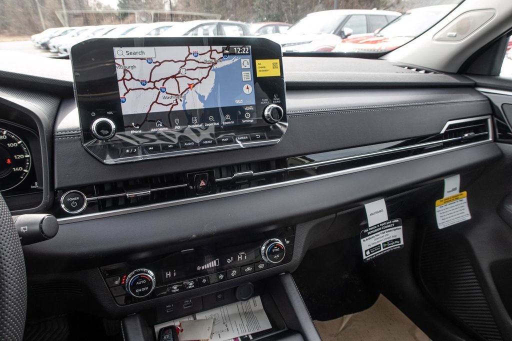 New 2025 Mitsubishi Outlander 4WD Plug-In Hybrid image 35