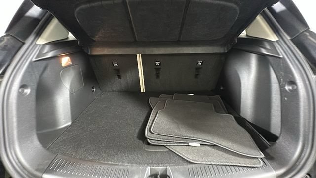Used 2024 Buick Encore GX Avenir w/ Avenir Technology Package AWD/4WD image 29