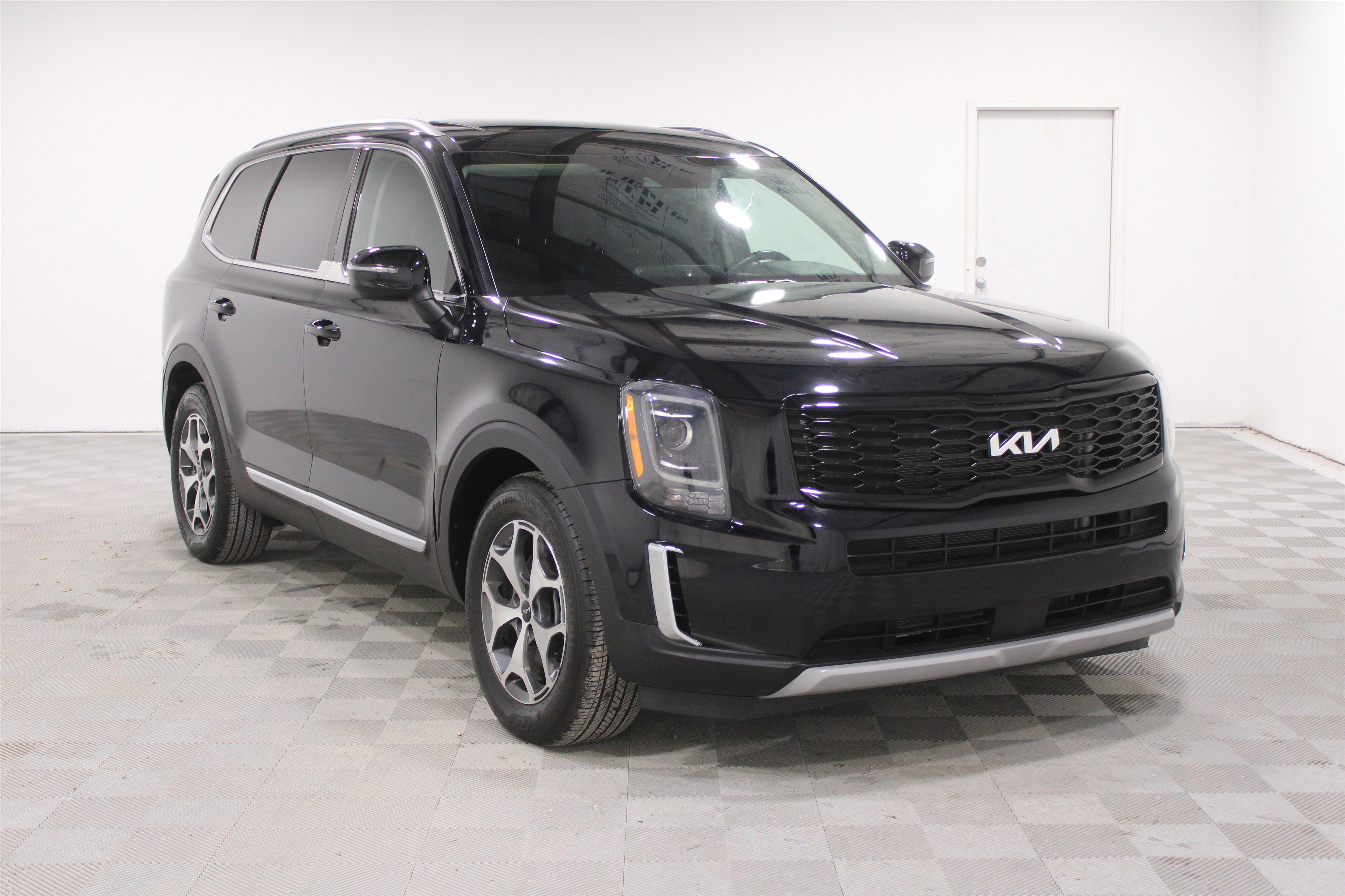 Used 2022 Kia Telluride EX