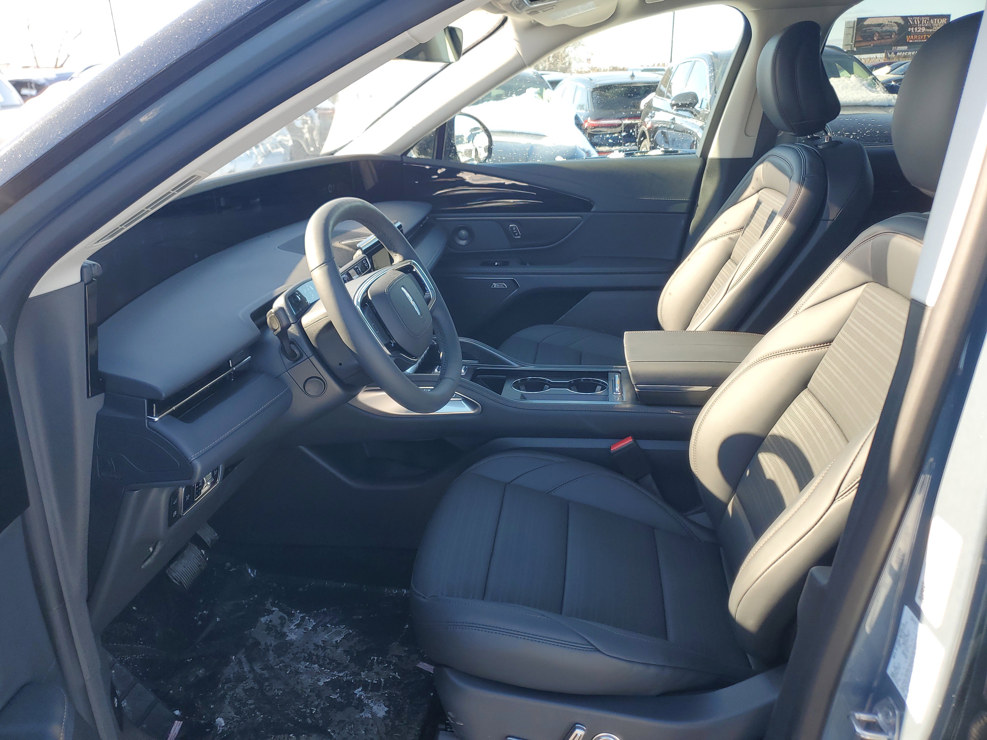 New 2026 Lincoln Nautilus Reserve w/ Jet Appearance Package image 11