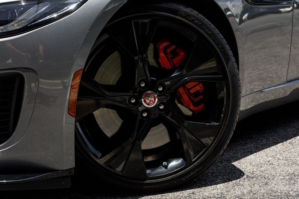 Used 2023 Jaguar F-TYPE Coupe RWD image 34