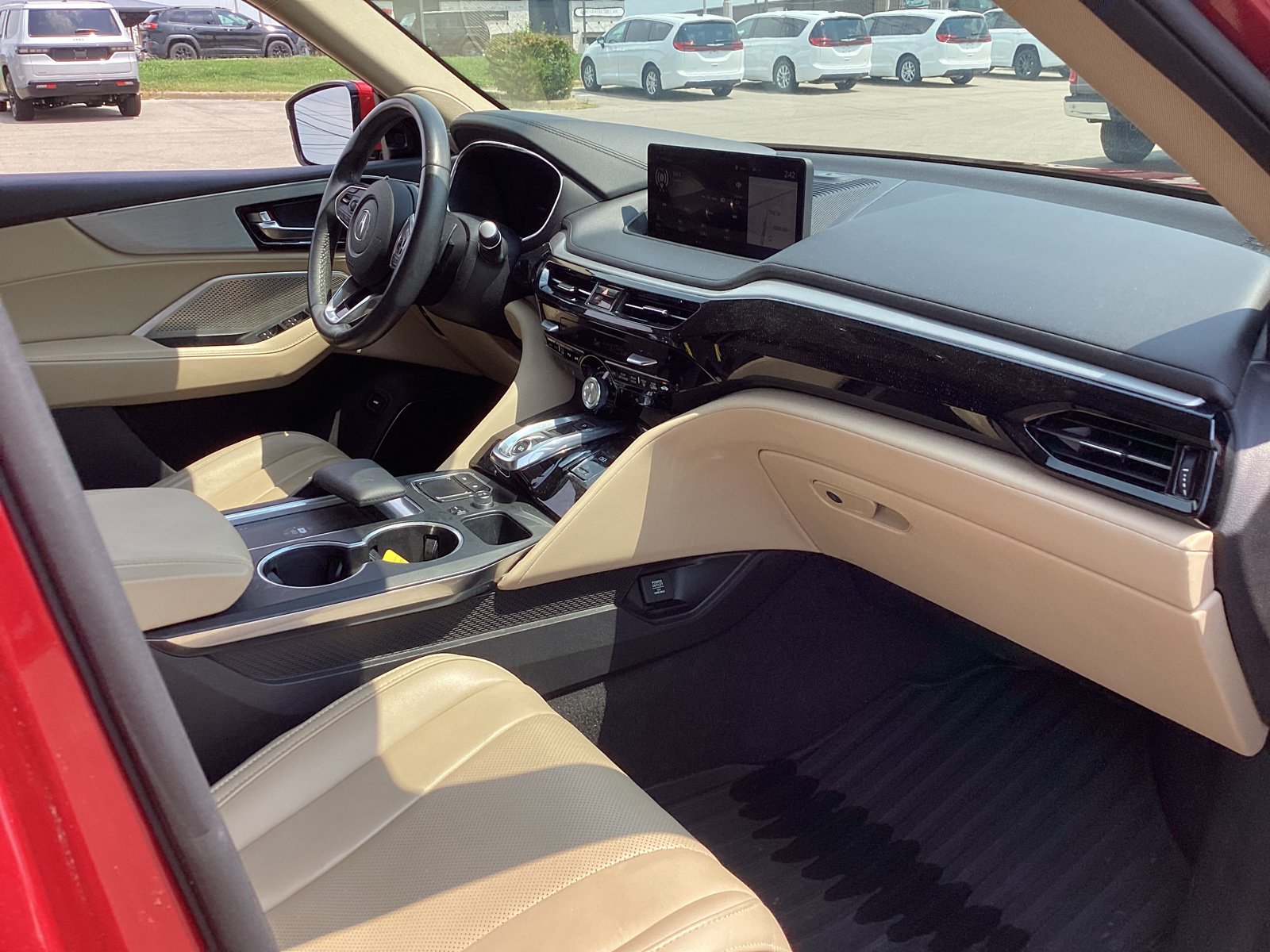 Used 2023 Acura MDX w/ Technology Package AWD/4WD image 16