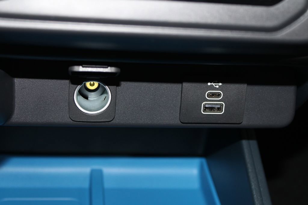 New 2025 Ford Maverick XLT w/ Equipment Group 301A image 40