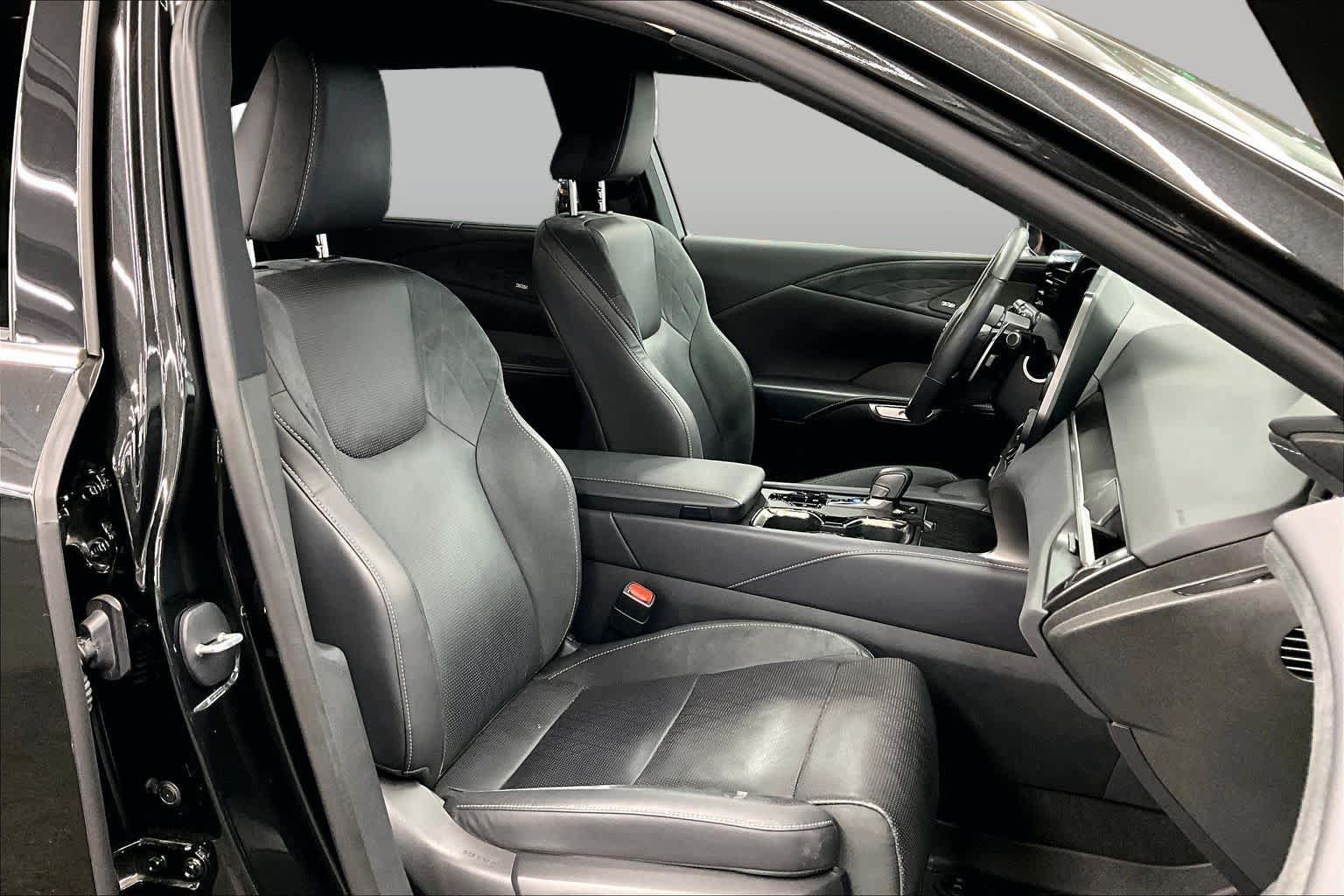 Used 2024 Lexus RX 350 w/ Convenience Package AWD/4WD image 9