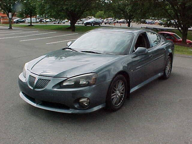 Used 2007 Pontiac Grand Prix GT w/ Special Edition Package FWD image 31