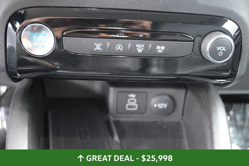 Used 2025 Ford Escape Platinum AWD/4WD image 34