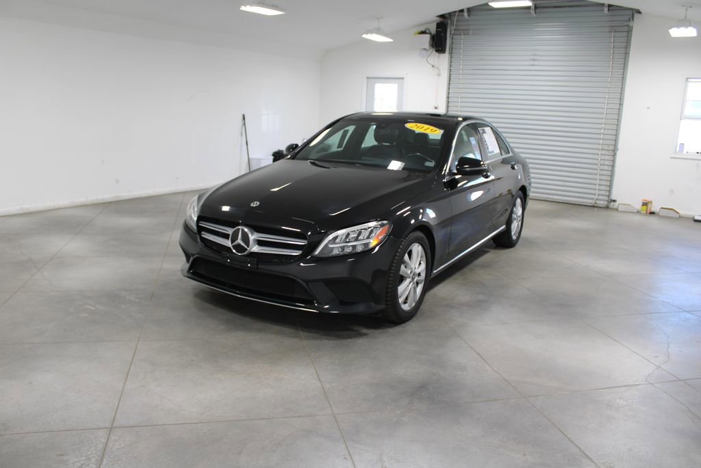 Used 2019 Mercedes-Benz C 300 Sedan image 4