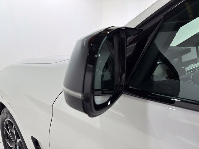 Certified 2023 BMW X3 M40i AWD/4WD image 9