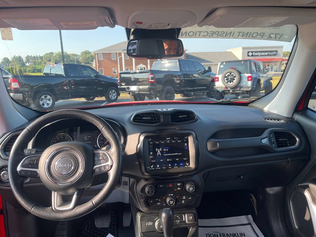 Used 2023 Jeep Renegade Limited w/ Sun/Sound Group AWD/4WD image 15