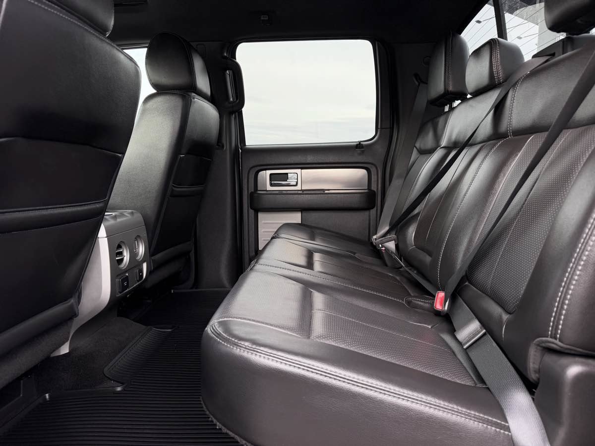 Used 2014 Ford F150 FX4 w/ Equipment Group 402A Luxury AWD/4WD image 10
