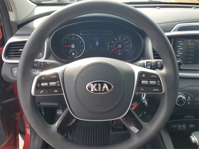 Certified 2020 Kia Sorento LX image 17