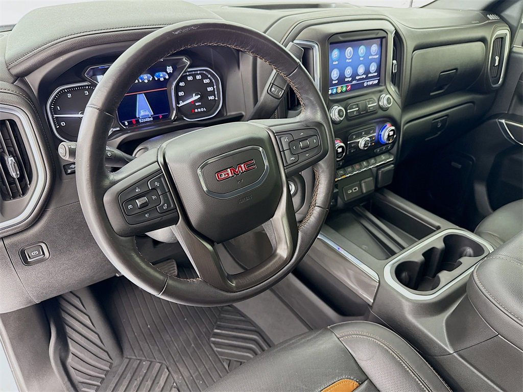 Used 2020 GMC Sierra 2500 AT4 w/ AT4 Premium Package image 4