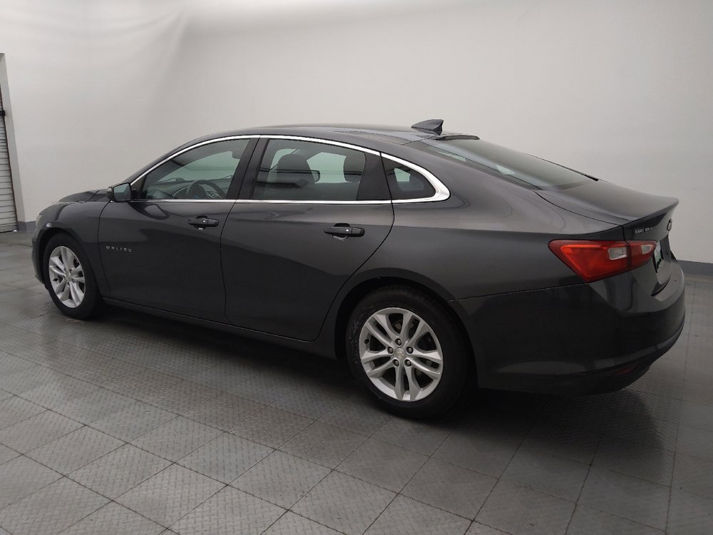 Used 2016 Chevrolet Malibu LT image 3