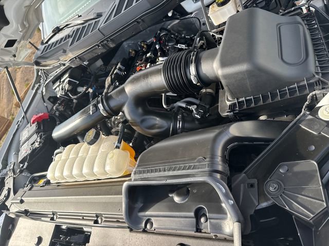 Used 2024 Ford F150 XLT w/ FX4 Off-Road Package image 27