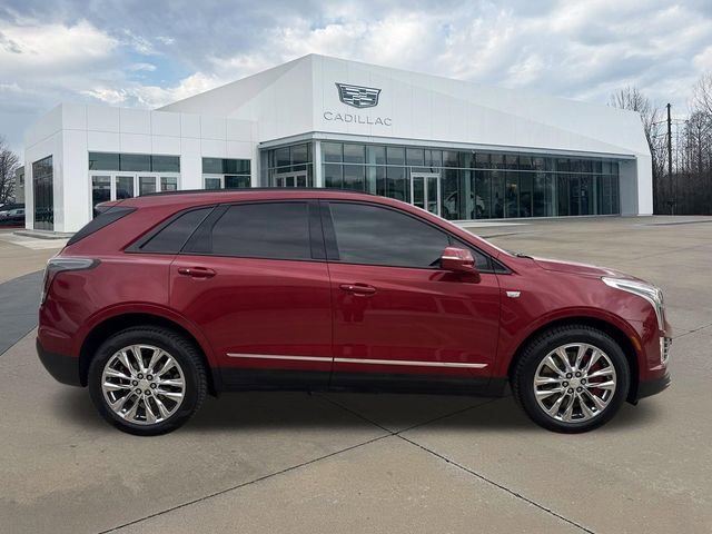 Used 2023 Cadillac XT5 Sportv w/ Platinum Package image 2