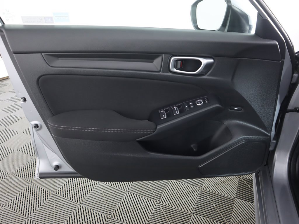 Used 2023 Honda Civic LX image 19