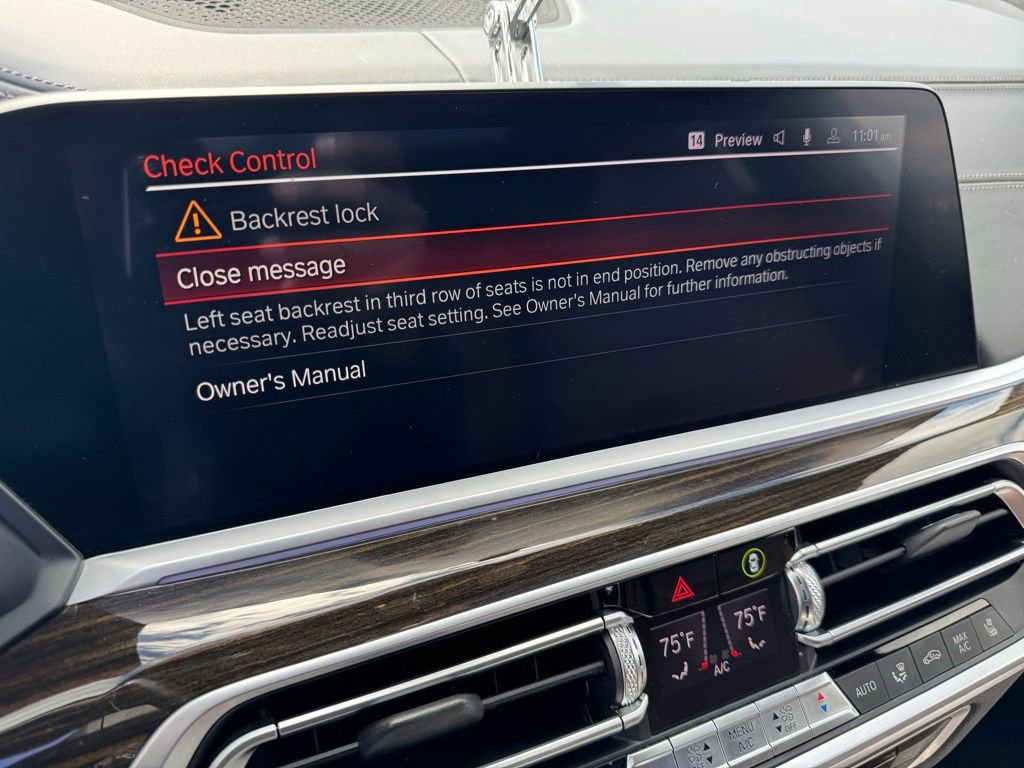 Used 2020 BMW X7 M50i w/ Executive Package image 29