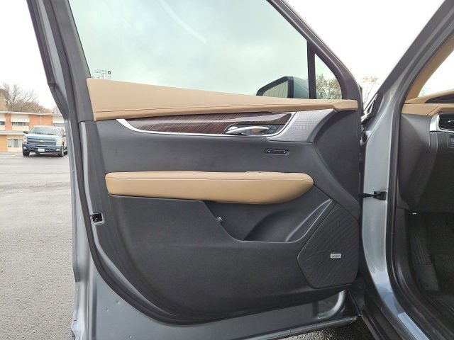 Certified 2024 Cadillac XT6 Premium Luxury w/ Platinum Package image 21