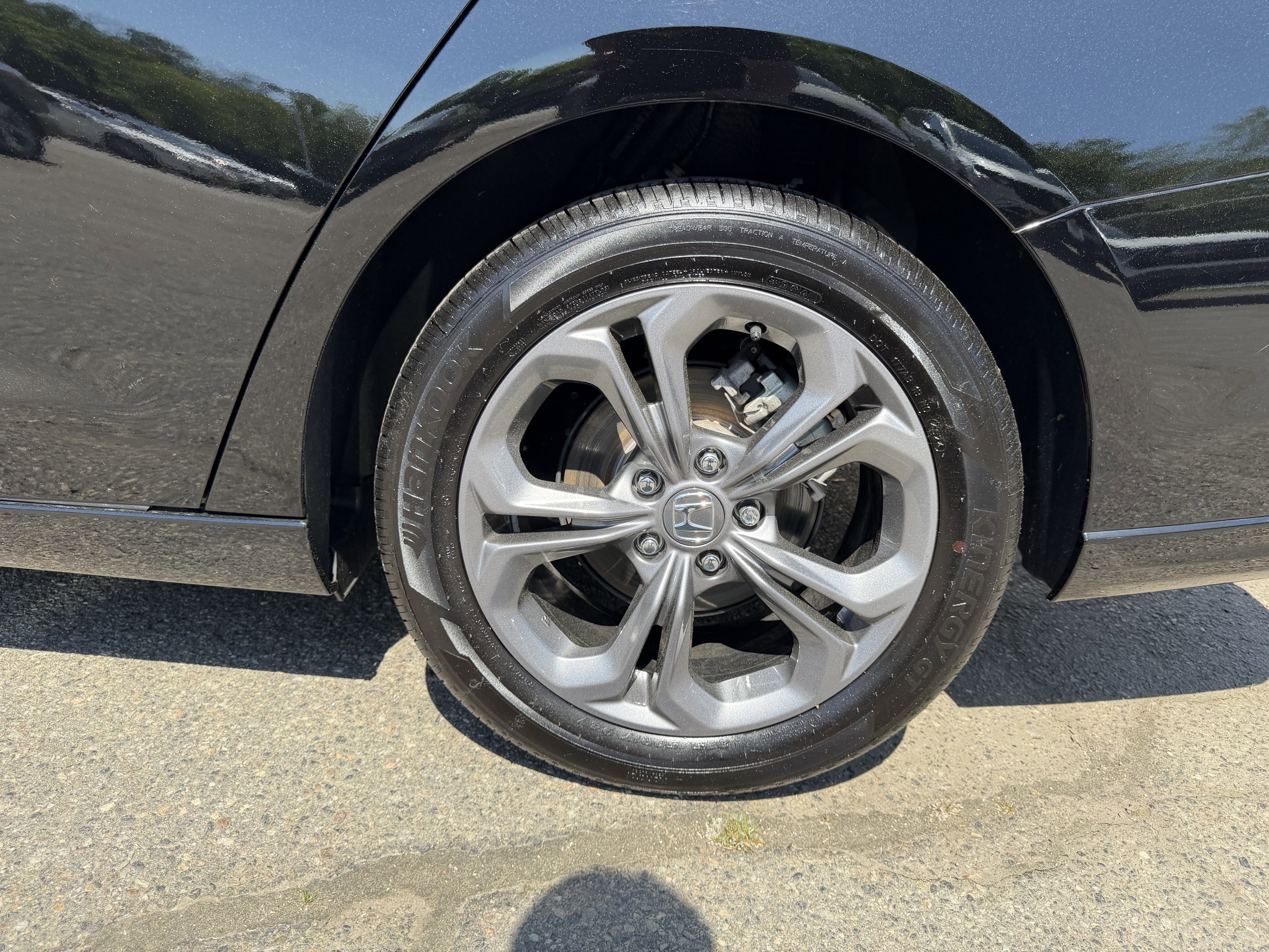 Used 2025 Honda Accord EX-L image 9