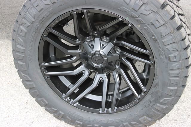 Used 2025 GMC Sierra 2500 AT4 w/ AT4 Premium Plus Package AWD/4WD image 32