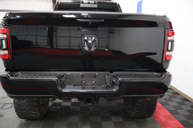 Used 2019 RAM 2500 Laramie w/ Black Appearance Package AWD/4WD image 13