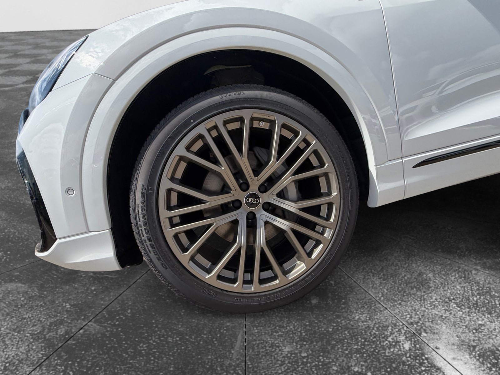 New 2027 Audi Q8 Prestige AWD/4WD image 9