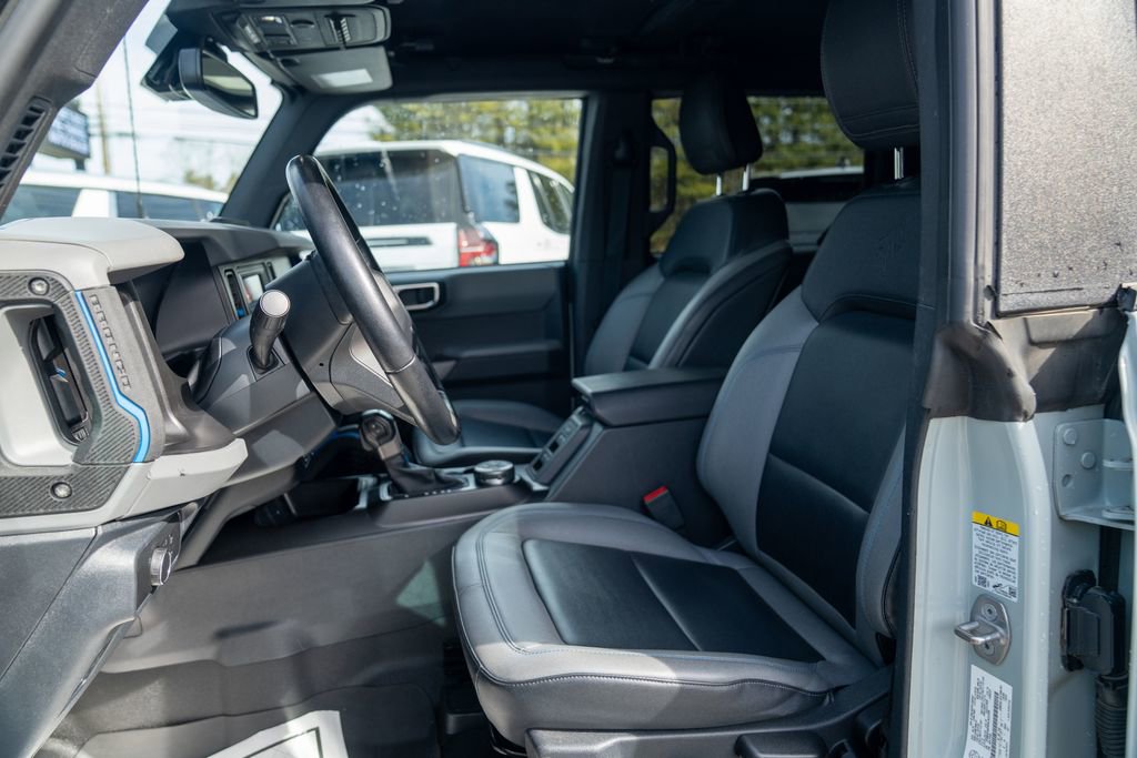 Used 2022 Ford Bronco Black Diamond image 19