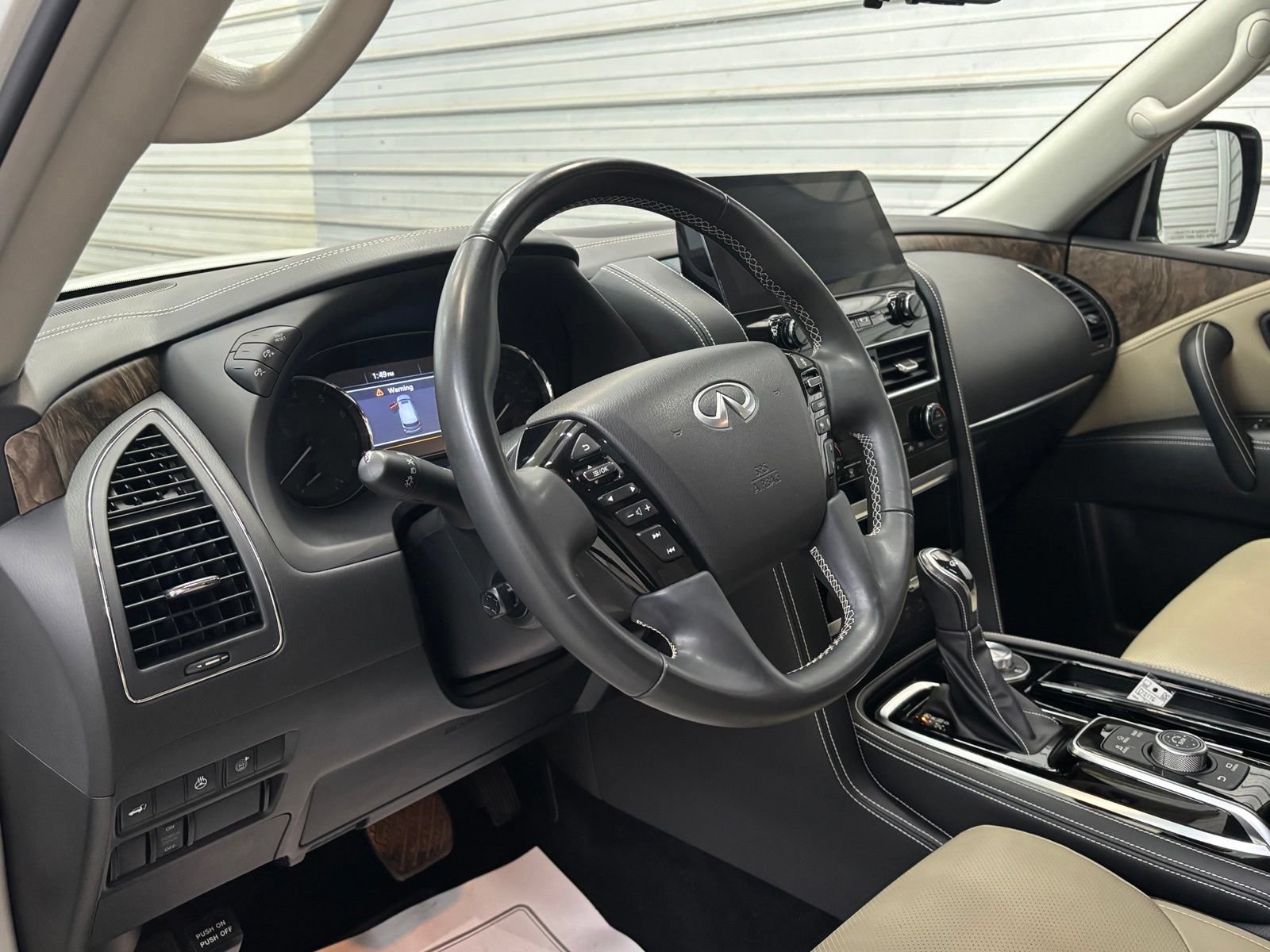 Used 2023 INFINITI QX80 Premium Select w/ Cargo Package AWD/4WD image 12