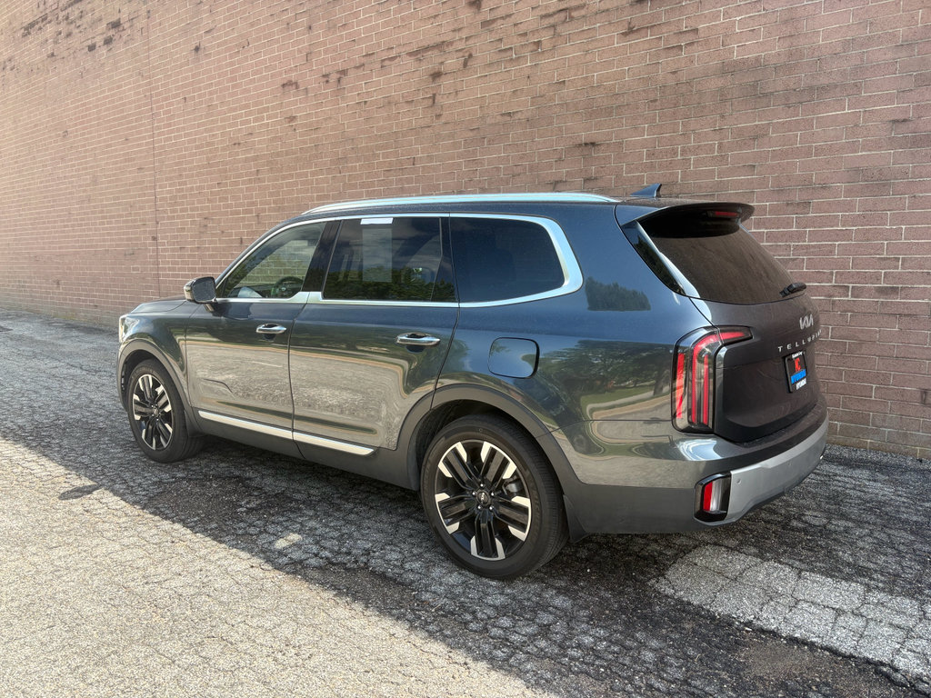Used 2023 Kia Telluride SX Prestige AWD/4WD image 3