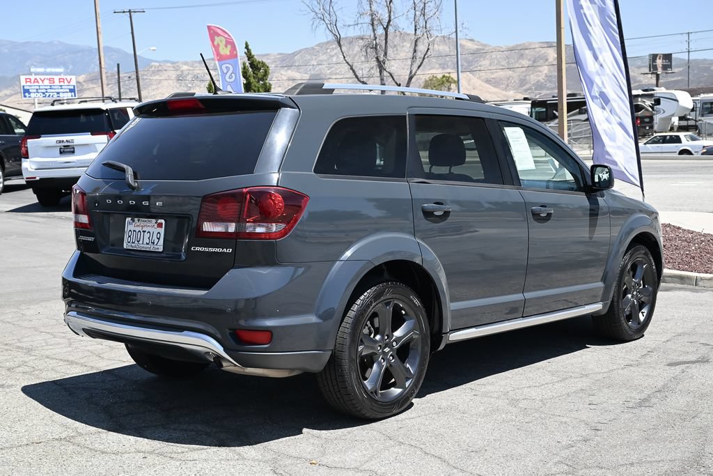 Used 2018 Dodge Journey Crossroad FWD image 4