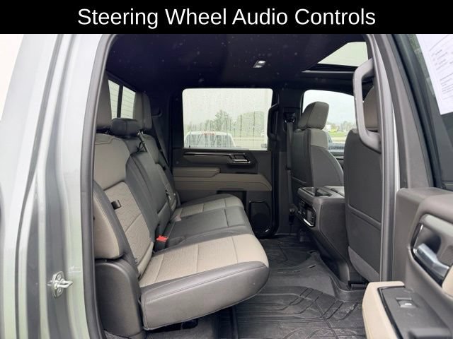 Used 2025 Chevrolet Silverado 2500 ZR2 w/ Technology Package AWD/4WD image 10