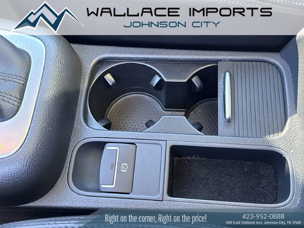 Used 2017 Volkswagen Tiguan SEL AWD/4WD image 10